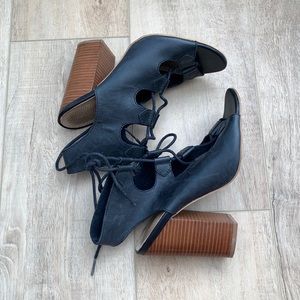 Aldo lace up heels